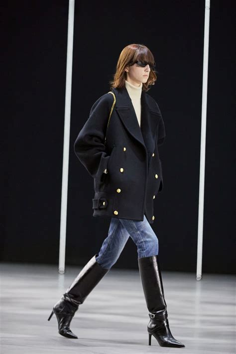 Celine RTW Fall 2022 [PHOTOS] 